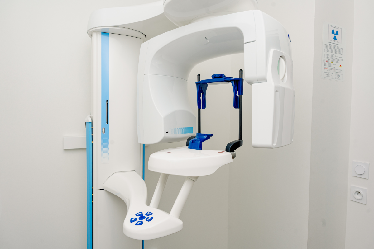 Appareil de radiographie cone beam 3D du cabinet